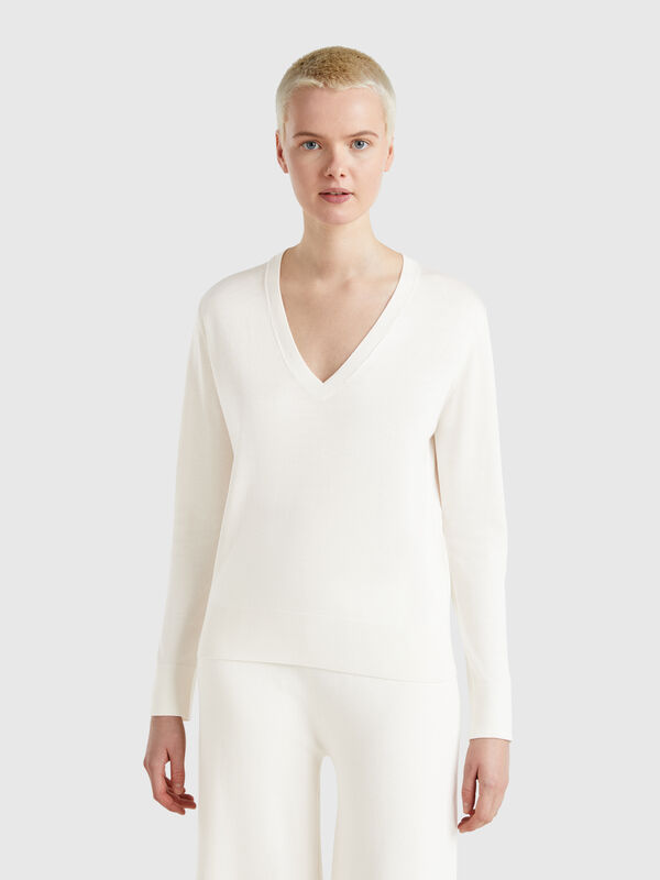 Jersey con cuello de pico en mezcla de seda Mujer