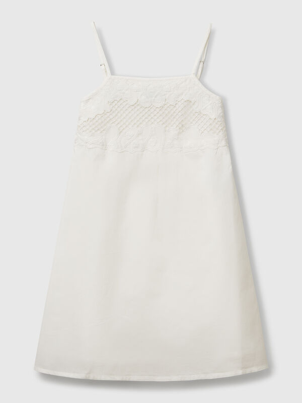 Vestido con top bordado Niña