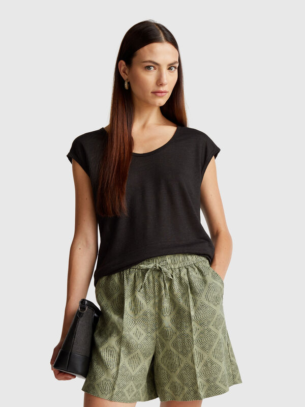 Camiseta de cuello ancho en puro lino Mujer