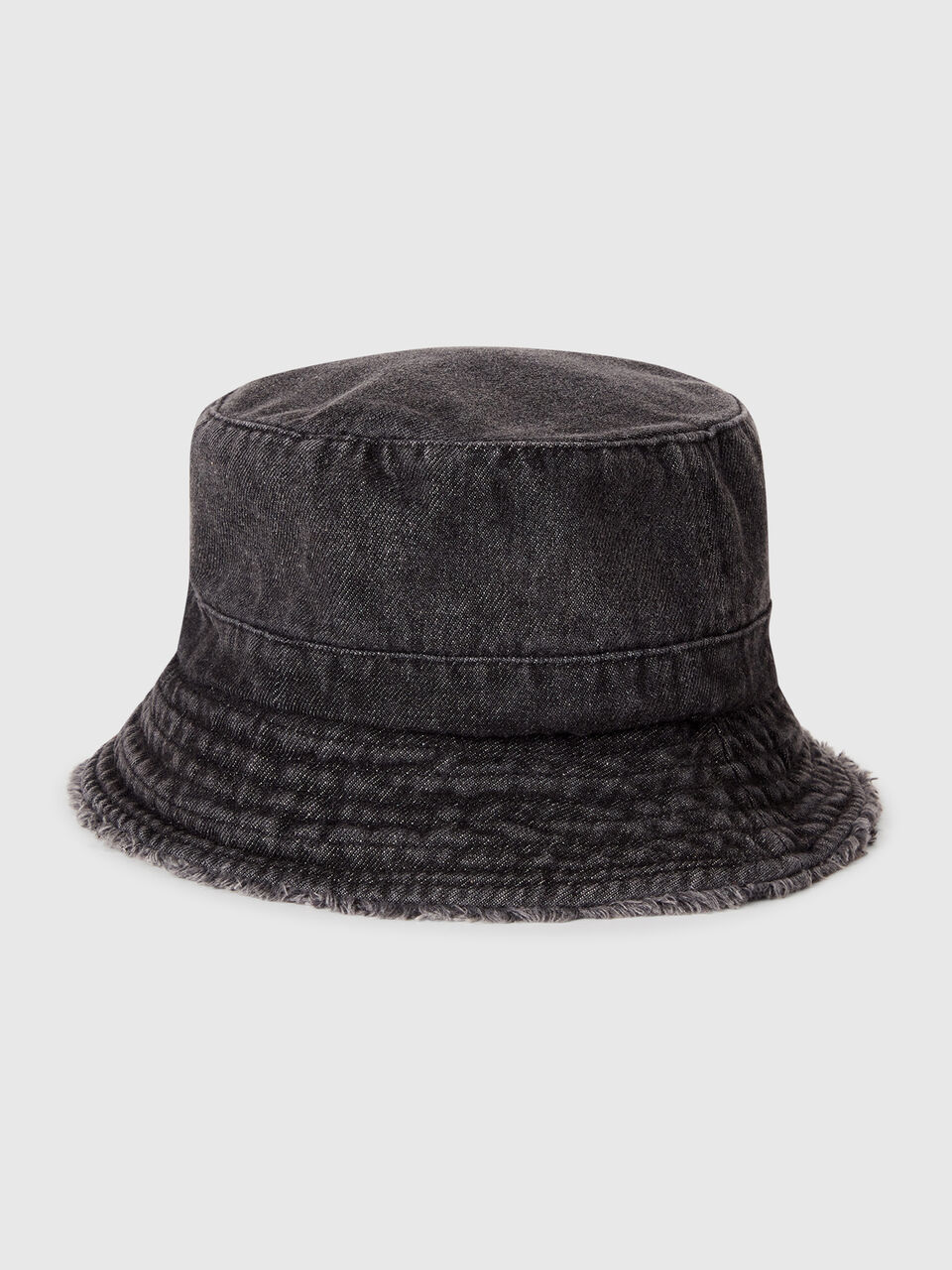 HAT Niña image number 2