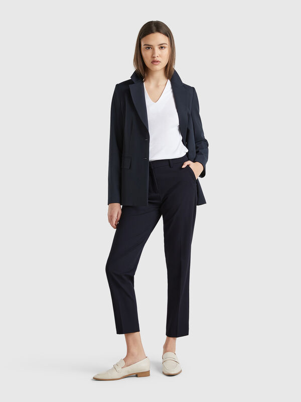 Pantalón fluido slim fit Mujer