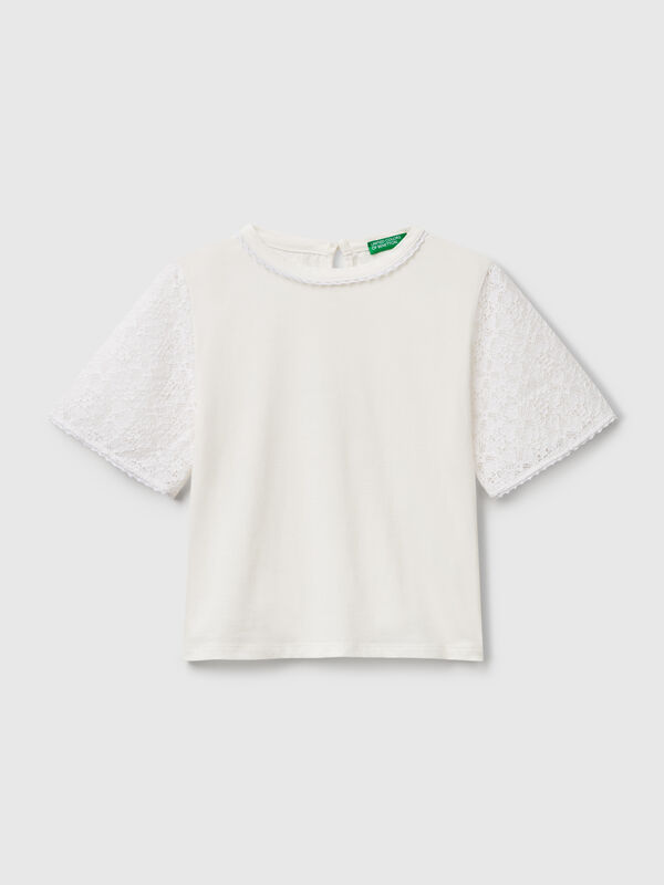 Camiseta con manga de encaje Niña