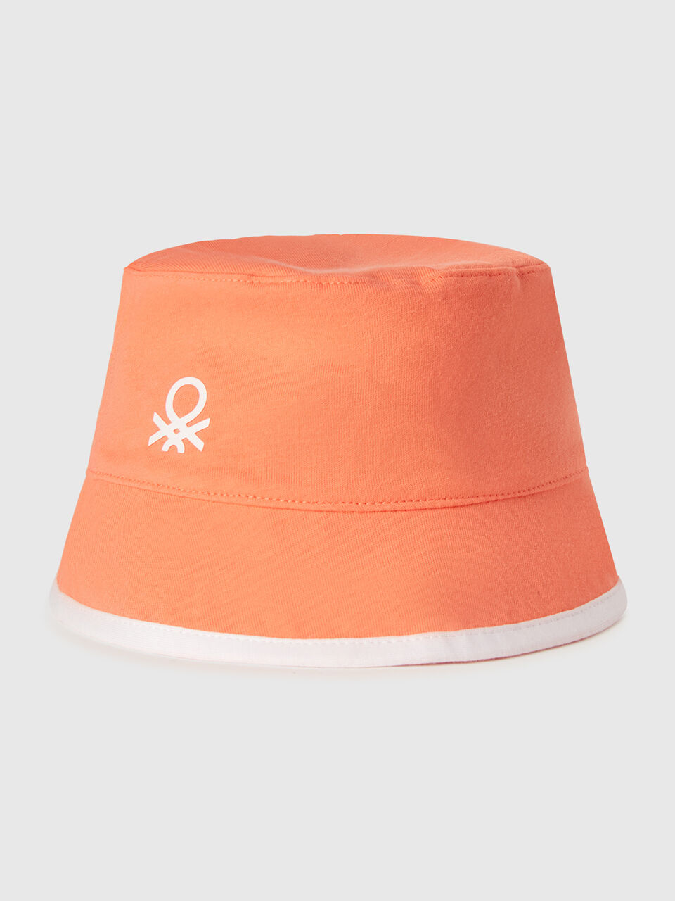 HAT Niño image number 1