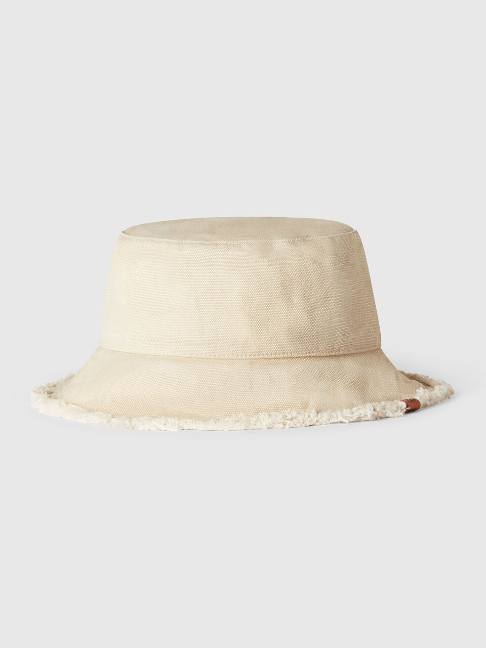 HAT Mujer image number 1
