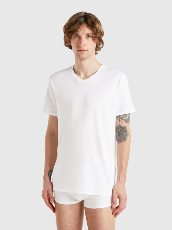 Camiseta con cuello de pico en algodón de fibra larga Hombre