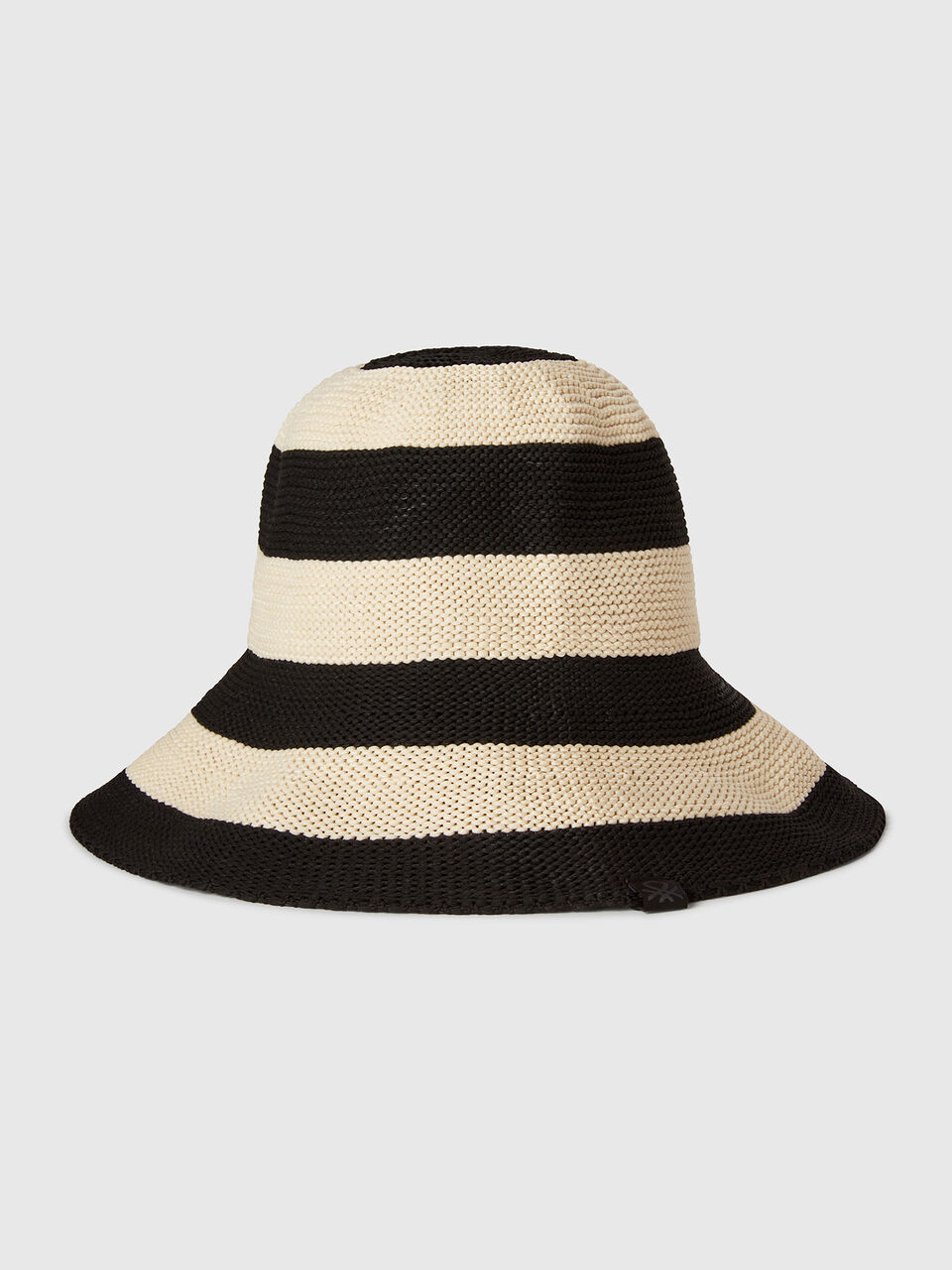 HAT Mujer image number 1
