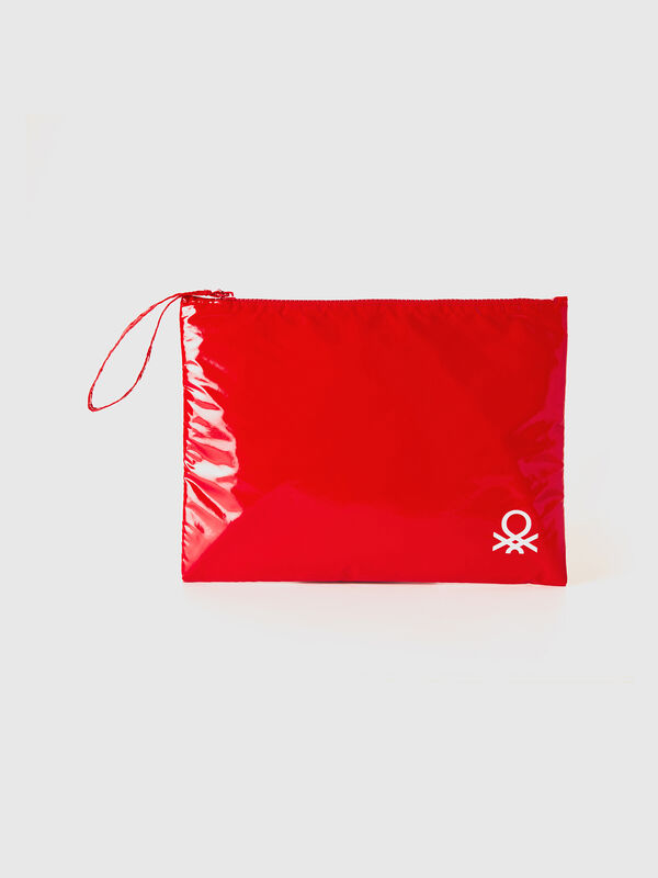 Bolso plano grande con logotipo