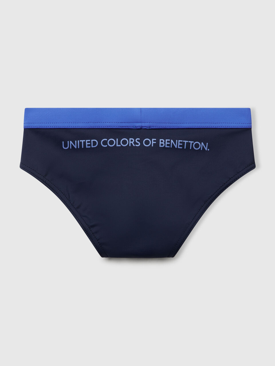 SWIMMING BRIEFS Niño image number 2
