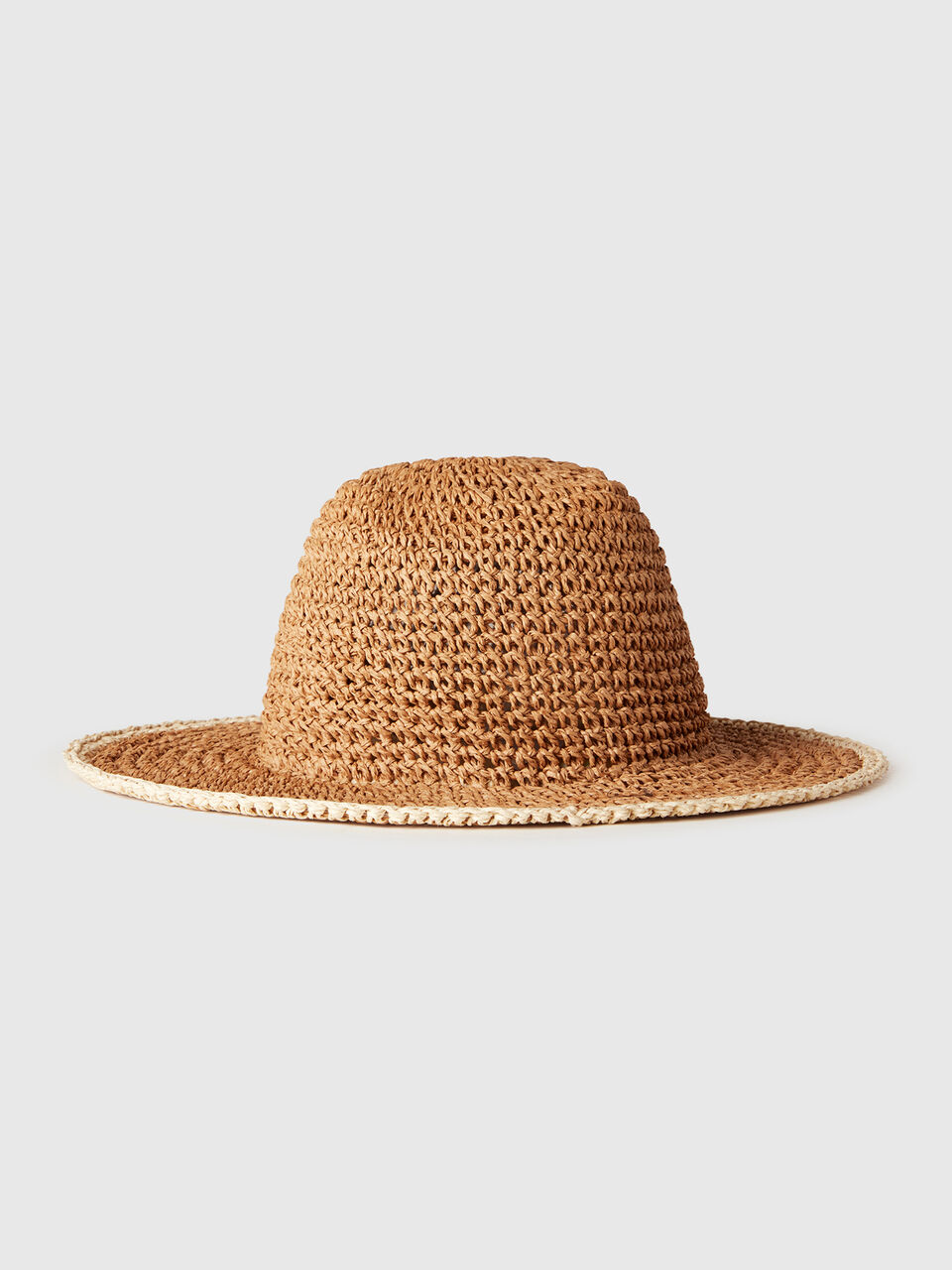 HAT Mujer image number 2