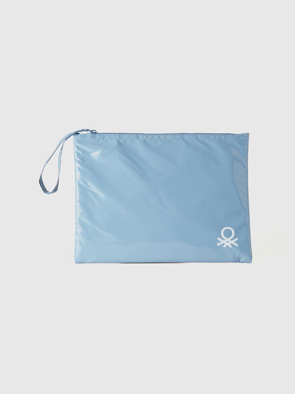 Bolso plano grande con logotipo