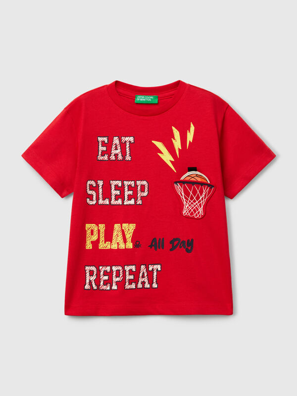 Camiseta con aplicación Niño