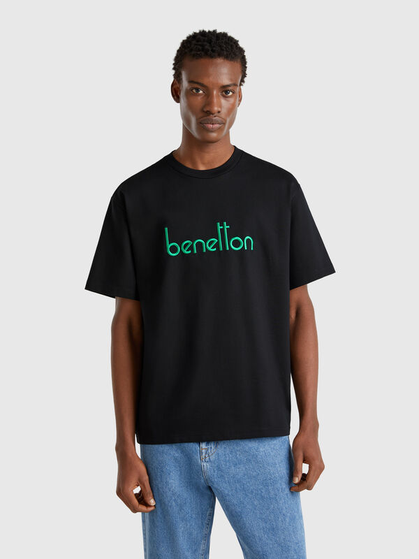 Camiseta over fit con logo bordado Hombre