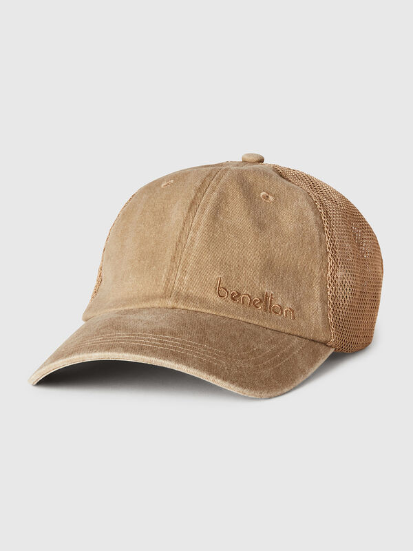 Gorra de béisbol de algodón y malla. Hombre