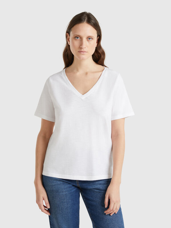 Camiseta de algodón flameado con escote de pico Mujer