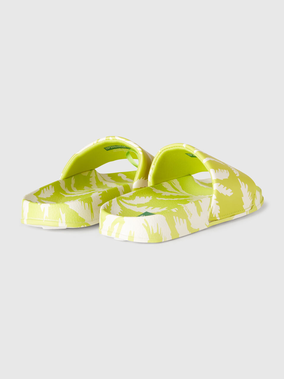 SLIPPERS Niño image number 2
