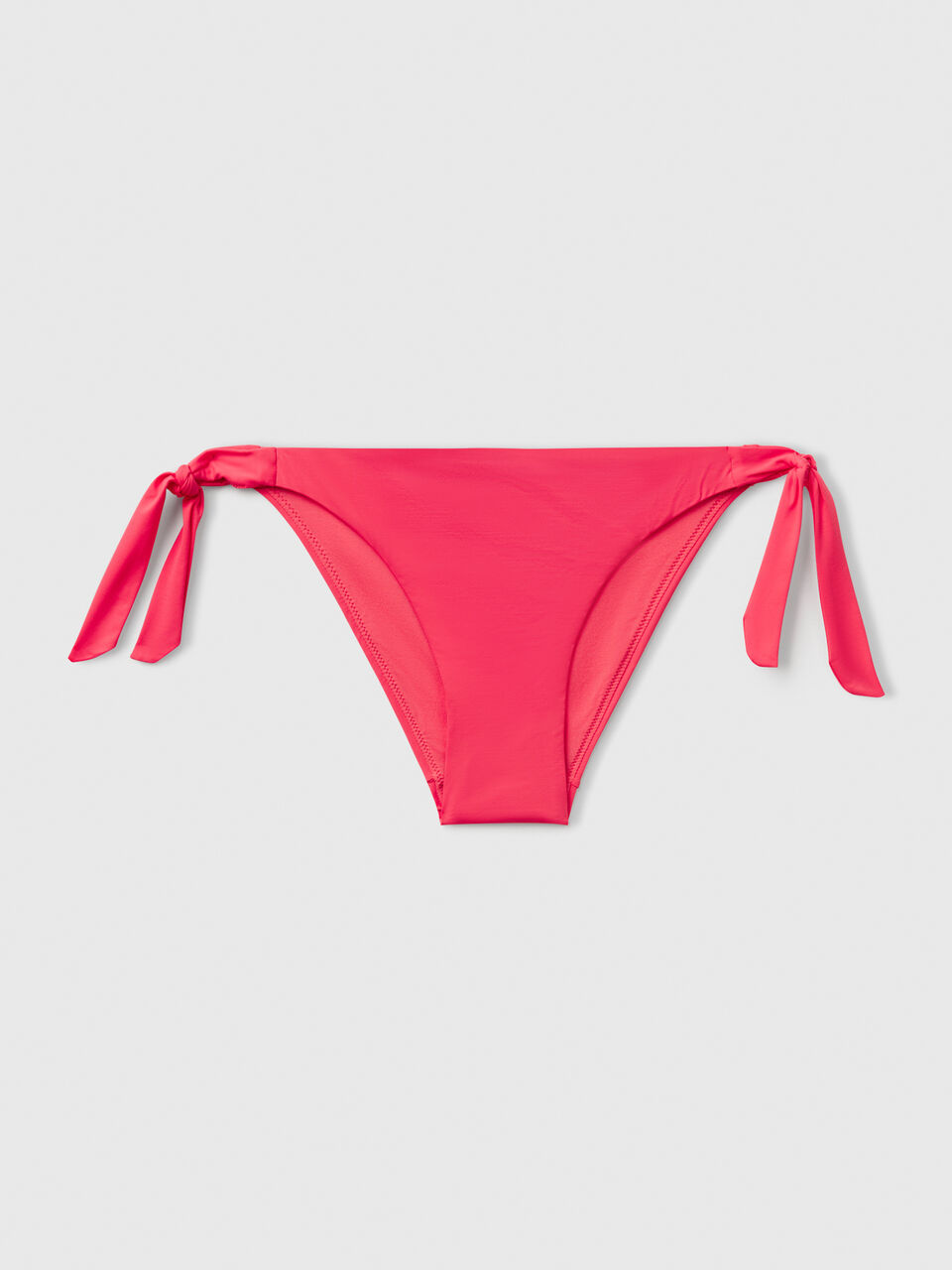 SWIMMING BRIEFS Mujer image number 1