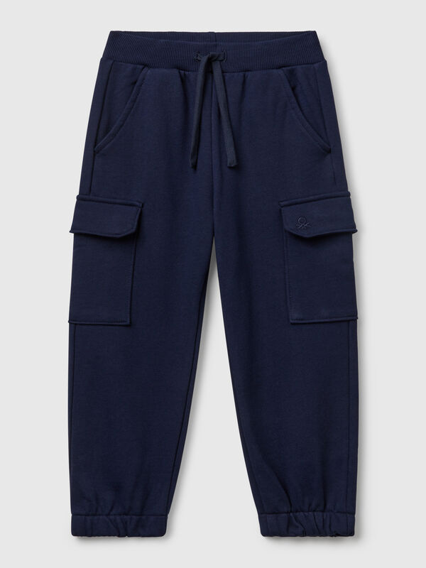 Pantalón cargo tipo sudadera Niño