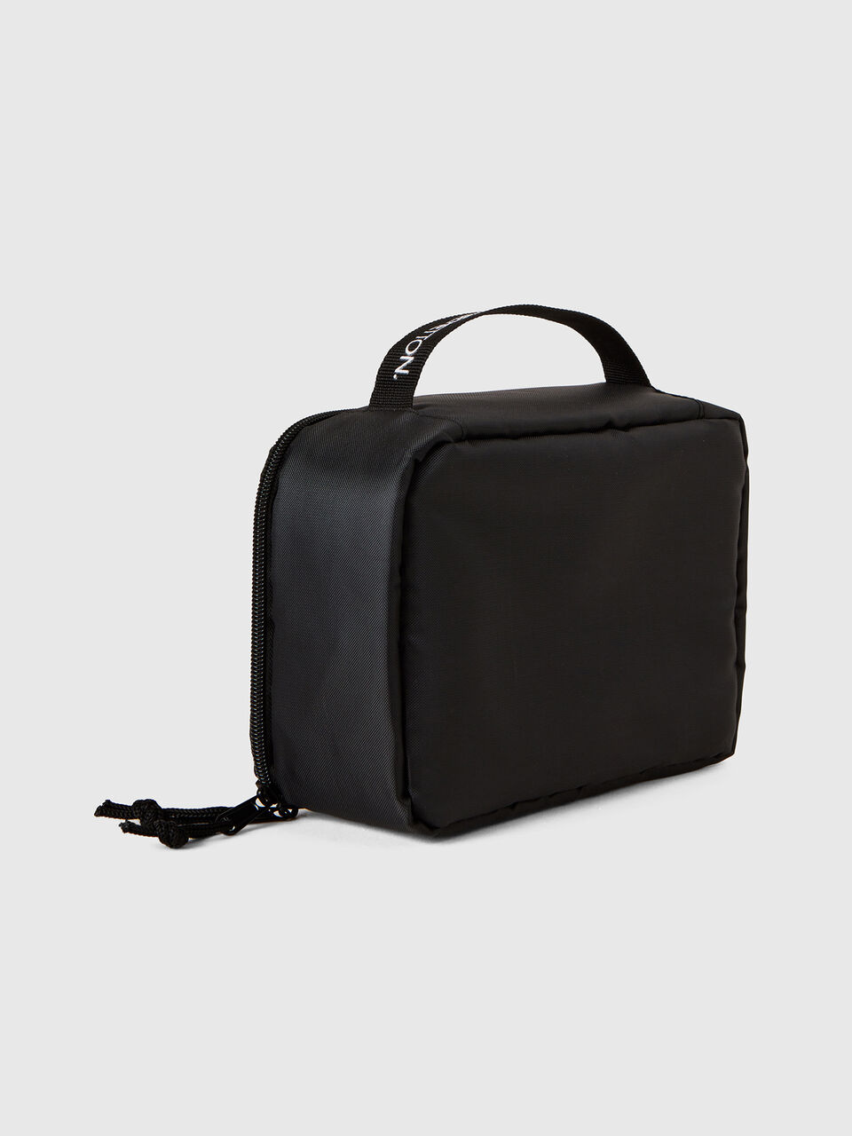 Black travel toiletry bag with hook image number 2