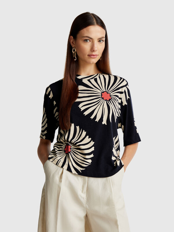 Camiseta con estampado floral Mujer