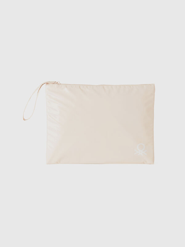 Bolso plano grande con logotipo