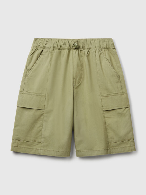 Pantalón corto de paracaídas de algodón elástico. Niño